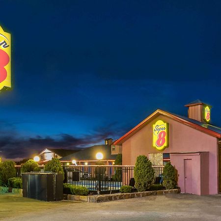 Super 8 By Wyndham Eastland Hotel Bagian luar foto