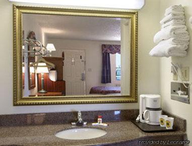 Super 8 By Wyndham Eastland Hotel Ruang foto